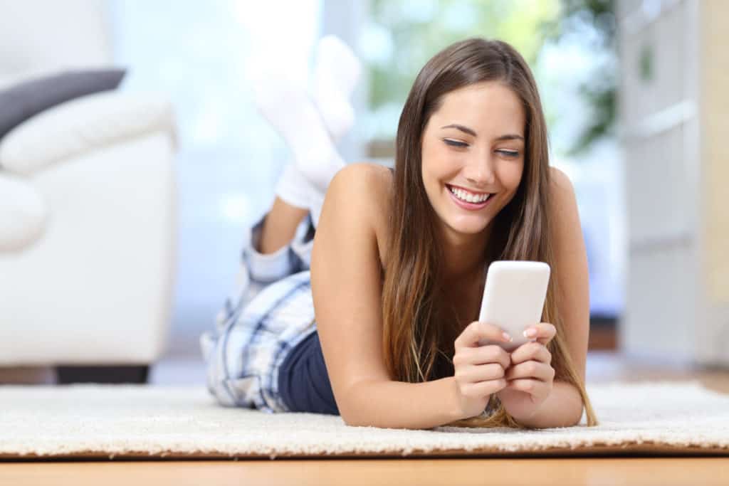 flirt to your husband through text