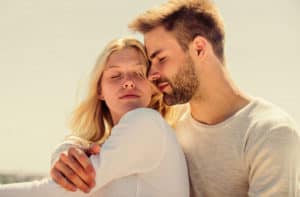 few simple tips to make a leo woman interested in you