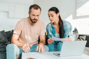 he makes plan with her