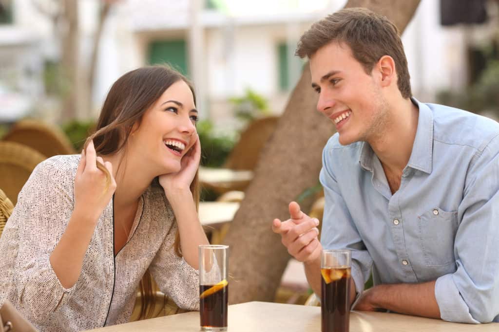 avoid talking badly about his girlfriend